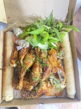 GÀ NƯỚNG CƠM LAM HÒA PHÁT